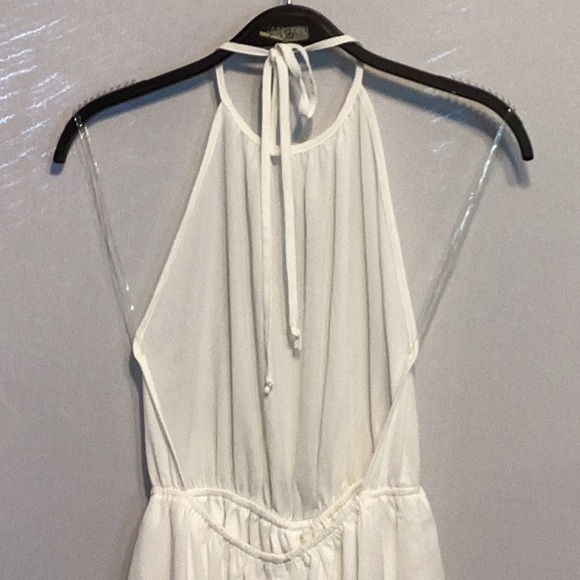 UK3LA white halter romper size xs - Picture 4 of 7